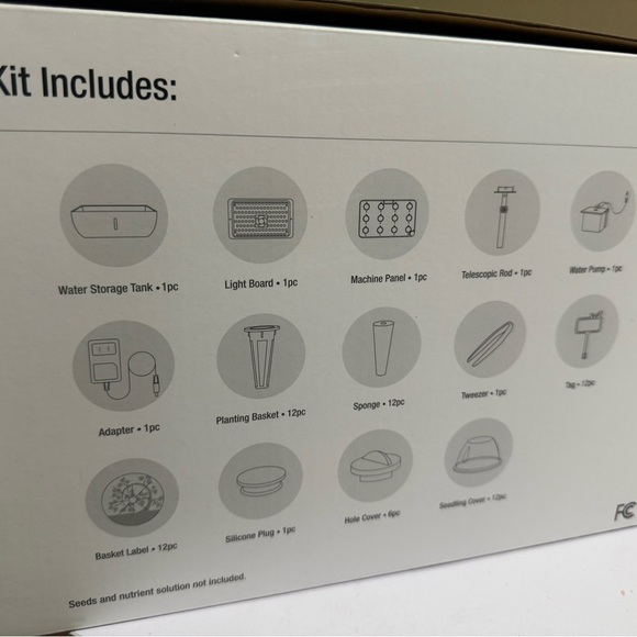 12 Pods Intelligent Planter self watering irrigation and plants lights set - Picture 3 of 4